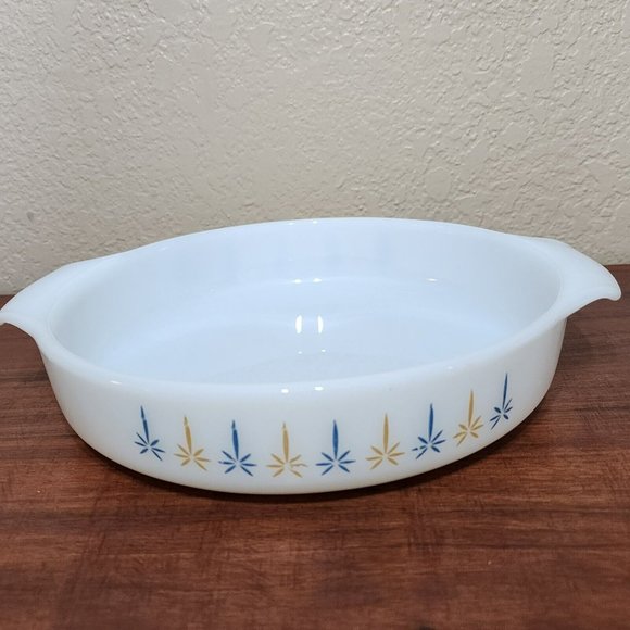 Vintage Anchor Hocking Fire King Candle Glow 9 in Cake Pan - Picture 1 of 7